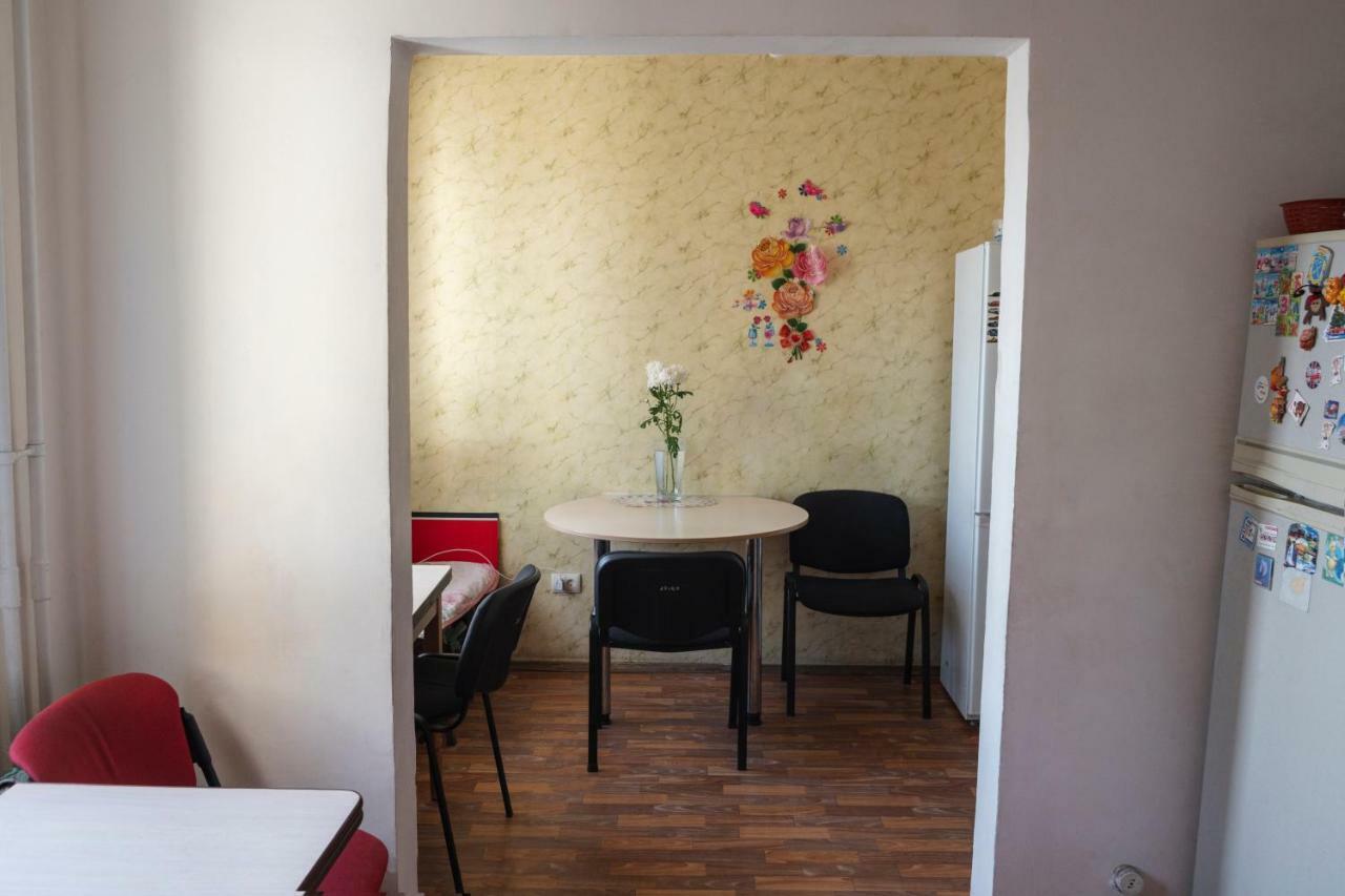 Panorama-Hostel Kiev Luaran gambar